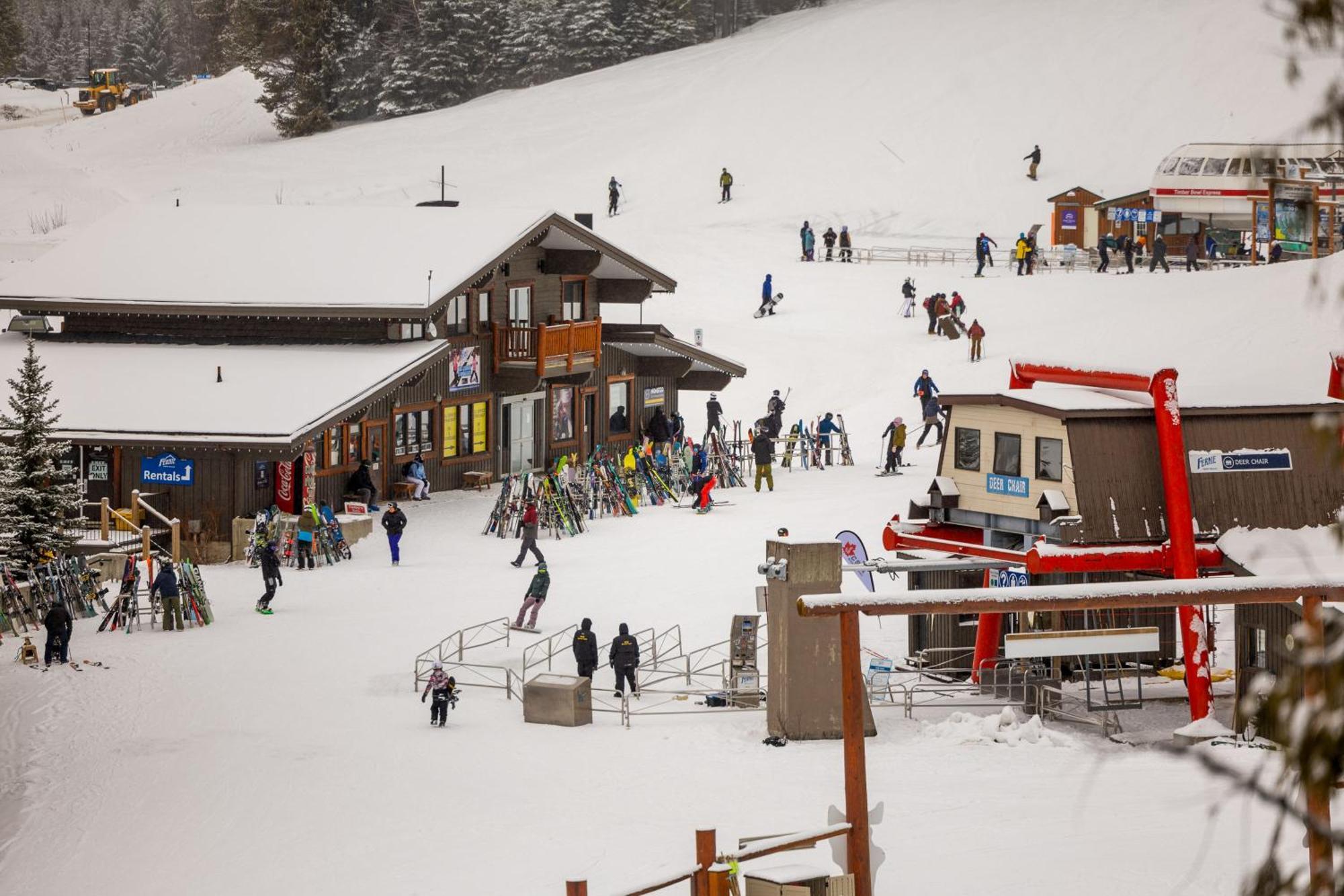 Snow Creek Lodge By Fernie Central Reservations Buitenkant foto